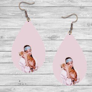 Breakfast at Tiffany's : Audrey Hepburn Earrings- Hypoallergenic